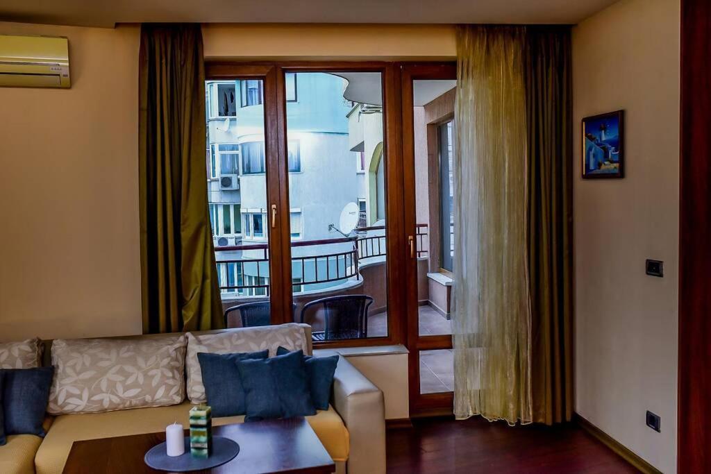 Apartament Sea View Next To Sea Garden And Varna